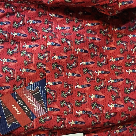IZOD MEN'S LONG SLEEVE SANTA SHIRT Large - Picture 3 of 8
